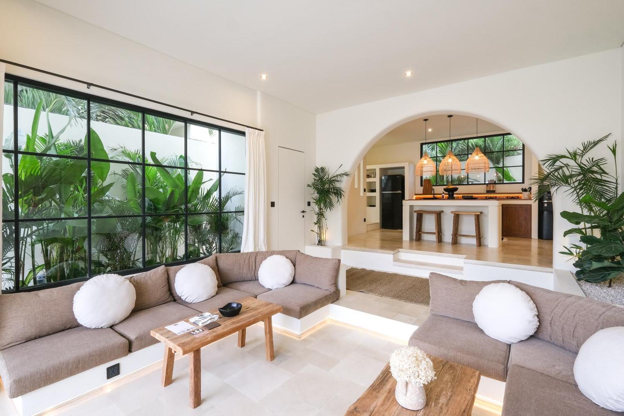 Naji Pererenan Villa *